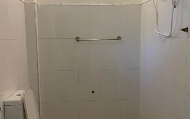 Yoho Talalla Ocean Beach Resort