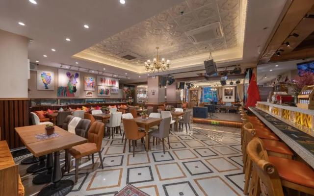 Отель Zhonghao Yueji (Dongguan Humen Junlehui)