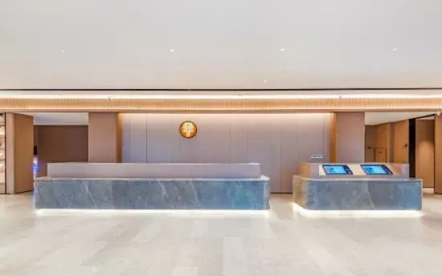 Ji Hotel (Neijiang Normal University Wansheng Tianjie Store)