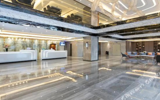 Yeste International Hotel (Ceramics Center)