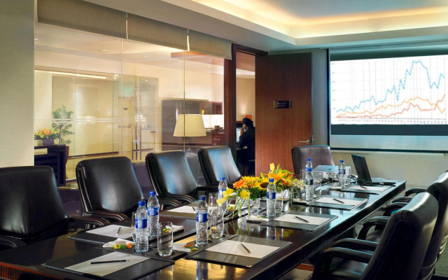 Joy Nostalg Hotel and Suites Manila Managed by The Ascott Limited