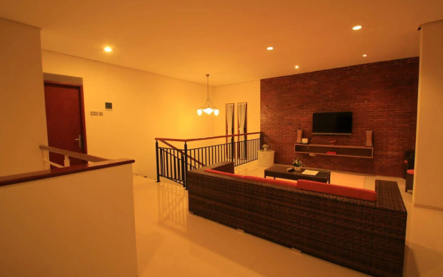 De Reiz Villa Dago Syariah