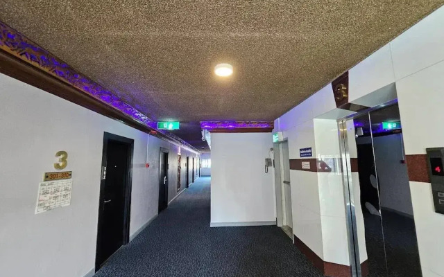 Paramount Palace Hotel Dannok