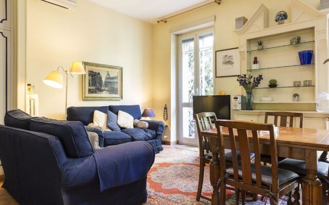 Lemon Tree Apartment Sistine Chapel