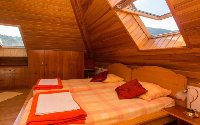 Guest House J&J