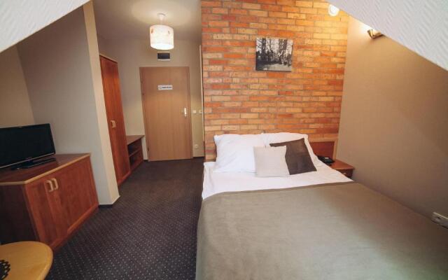 Hubertus Aparthotel & Restaurant & Horse Club