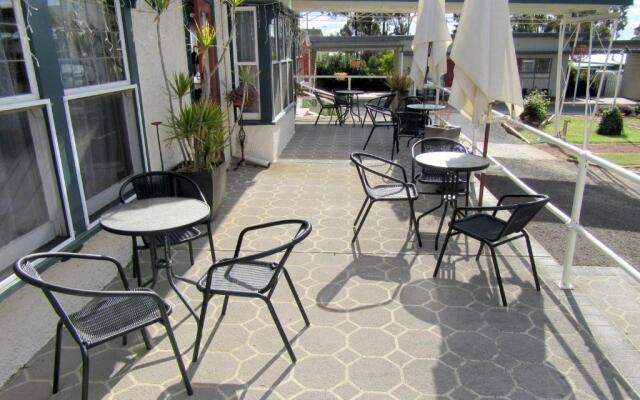 The Highlander Motel - 24HR Check In