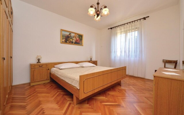 Nice Home in Pag With Wifi and 2 Bedrooms