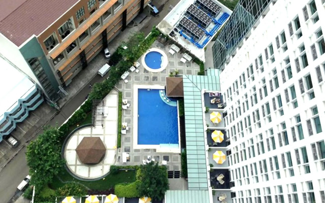 Quest Hotel & Conference Center