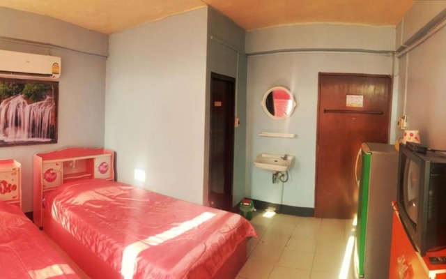 Chokchai Hotel