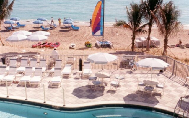 DoubleTree Resort & Spa by Hilton Ocean Point-N. Miami Beach