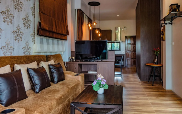 KG Private Pool Villas Soi Nine