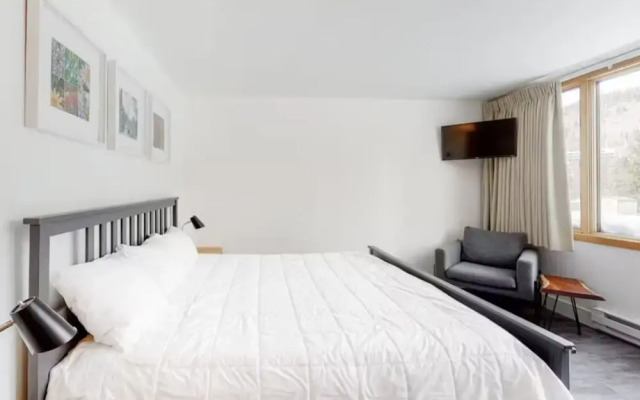 1765 Montezuma 1 Bedroom Condo