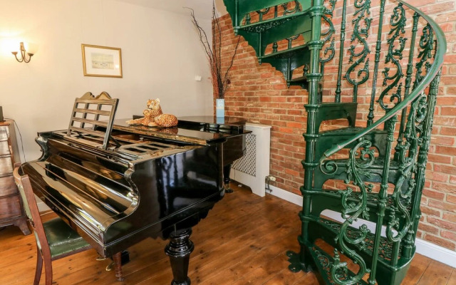 The Coach House