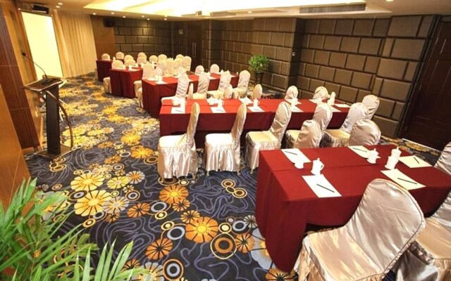 New Beacon Xu Dong International Hotel