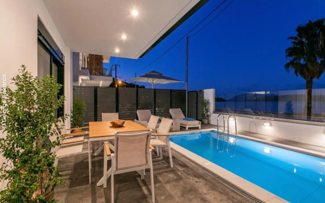 White Rock Villas Lygia