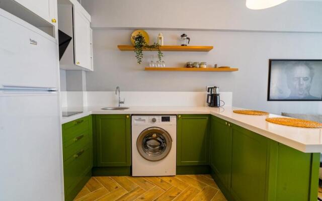 Central Flat near Beach in Muratpasa Antalya