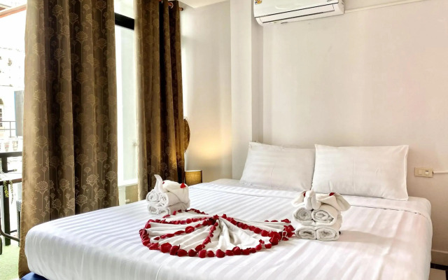 Long Beach Hotel Patong