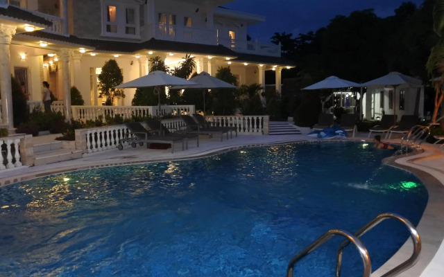 Godiva Phu Quoc Hotel