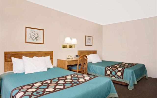 Super 8 Long Prairie