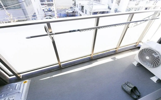 Mina Aoi Apartment