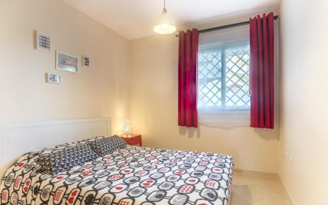 2187-Lovely 2bedrooms with pool and playground