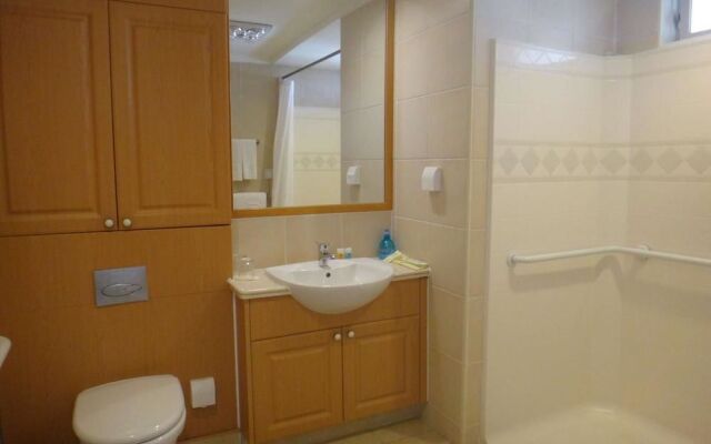 Haikou Hongheyuan Healthcare Holiday Hotel