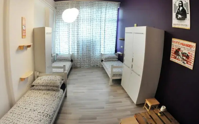 Underground Hostel
