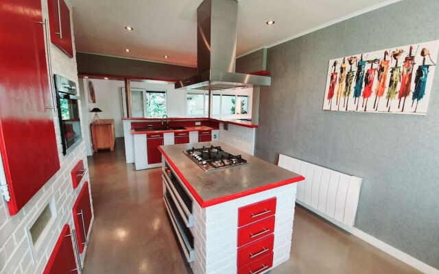 Les Ecuries Deroumard