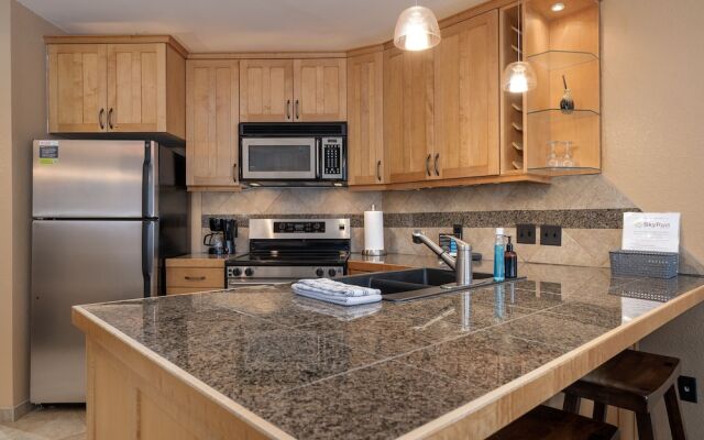 Iron Horse C5083 Studio Bedroom Condo by RedAwning