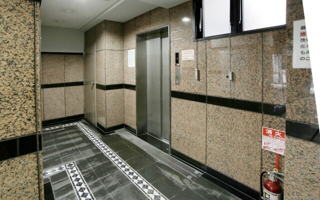 Grand Court Namba 205