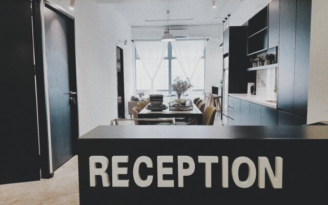 Dimple.Life - Hostel