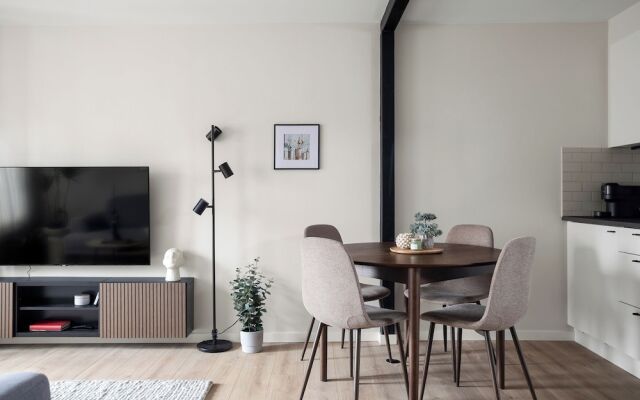 Home Away Apartments