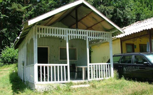 Hlebna Bungalows