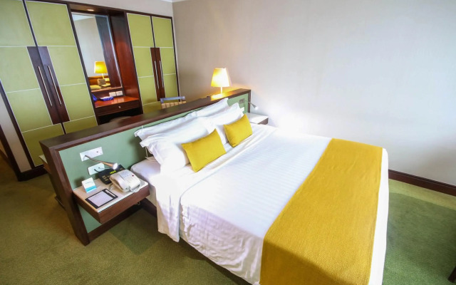 Golden Tulip Sovereign Hotel Bangkok