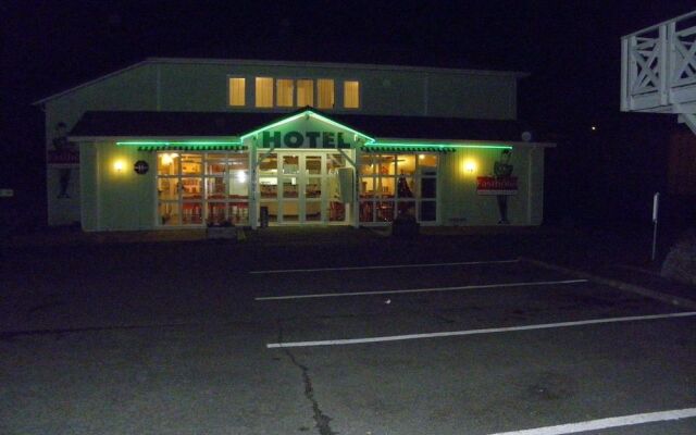 Fasthotel Tours Sud