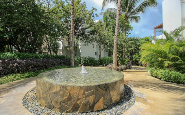 Luxury House Near Akumal Beach by Olahola