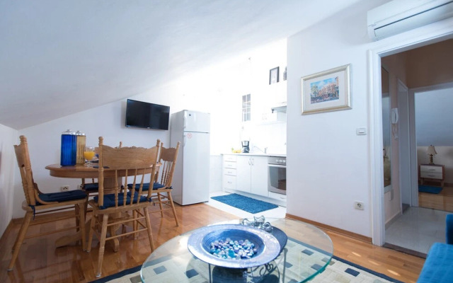 Cozy Stay Apartments