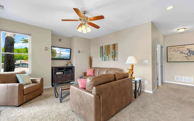 Trails End Hideaway Waterfront