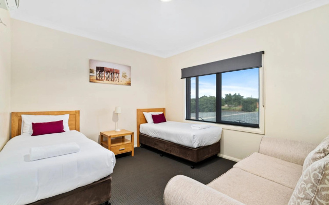 Comfort Inn Bishops Lodge – Guest Rooms – Hay South