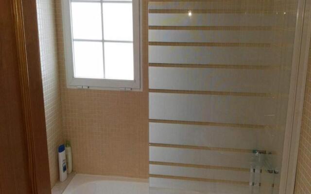 Barramundi Apartamentos 2/4 Lek