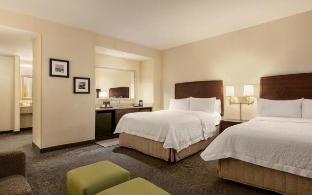 Hampton Inn & Suites Baltimore Inner Harbor