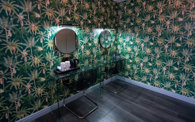 Hotel 105 by VOYA
