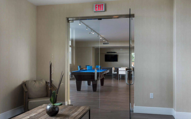 Dharma Home Suites Miami at Brickell