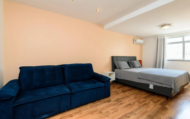 spacious penthouse duplex arpoador