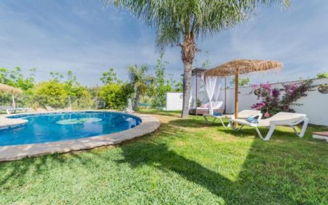 Cubo's Villa Sonia