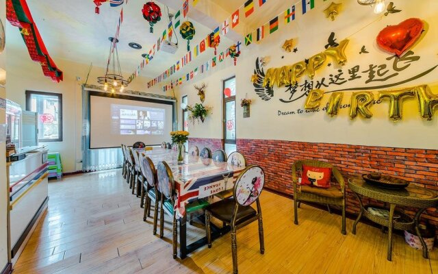 Qingdao Beach Youth Hostel