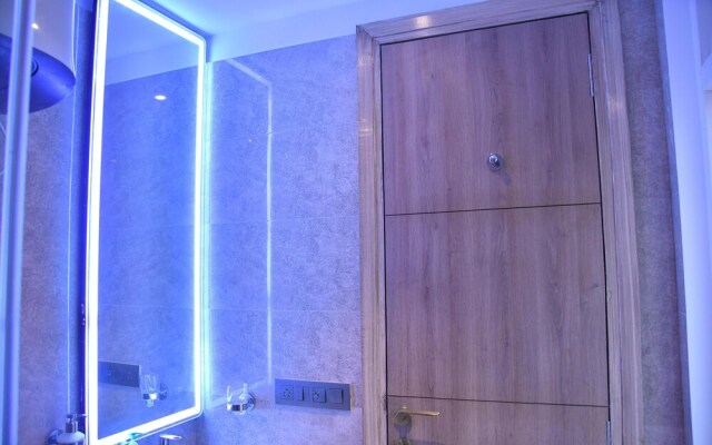 Luxuryhouse-3br-free Car & Driver-balcony-wifi