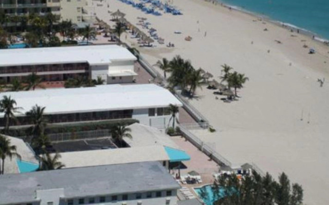 Sahara Beach Club