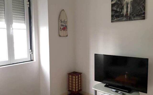 Apartment With 2 Bedrooms In Lisboa, With Wonderful City View And Wifi - 22 Km From The Beach